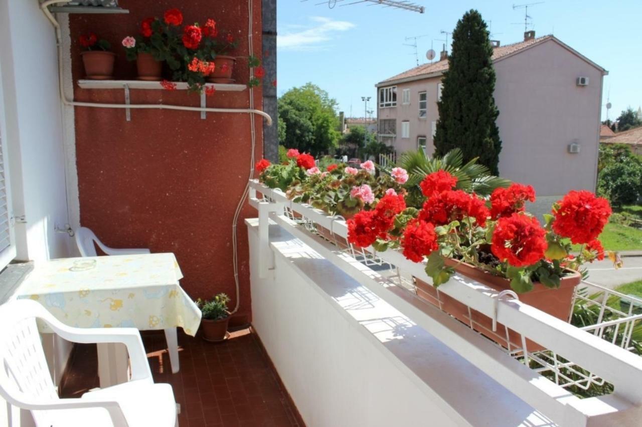 Mila Apartman Poreč Kültér fotó